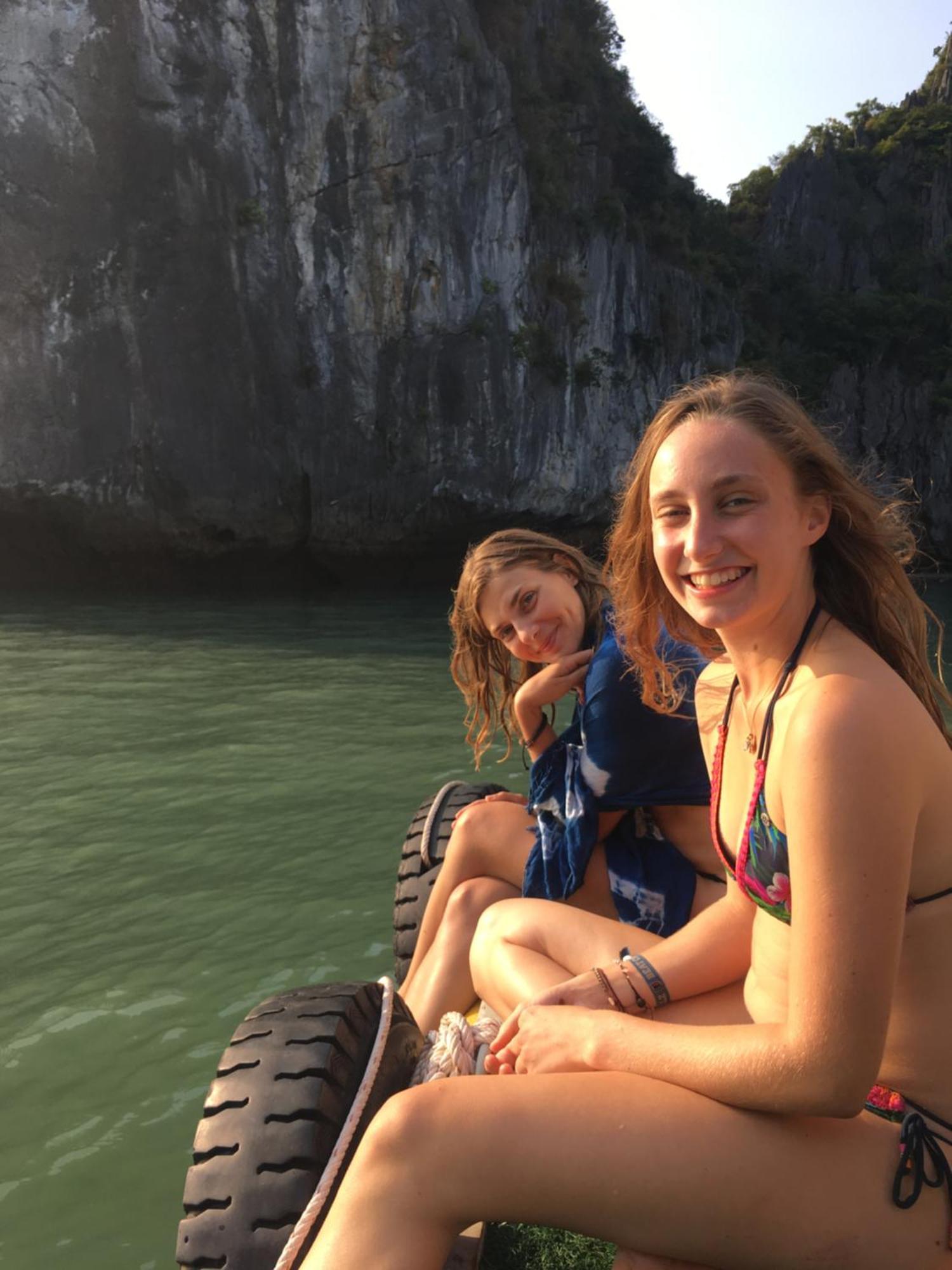 Hotel Cat Ba Bay Cruises Dong Khe Sau Esterno foto