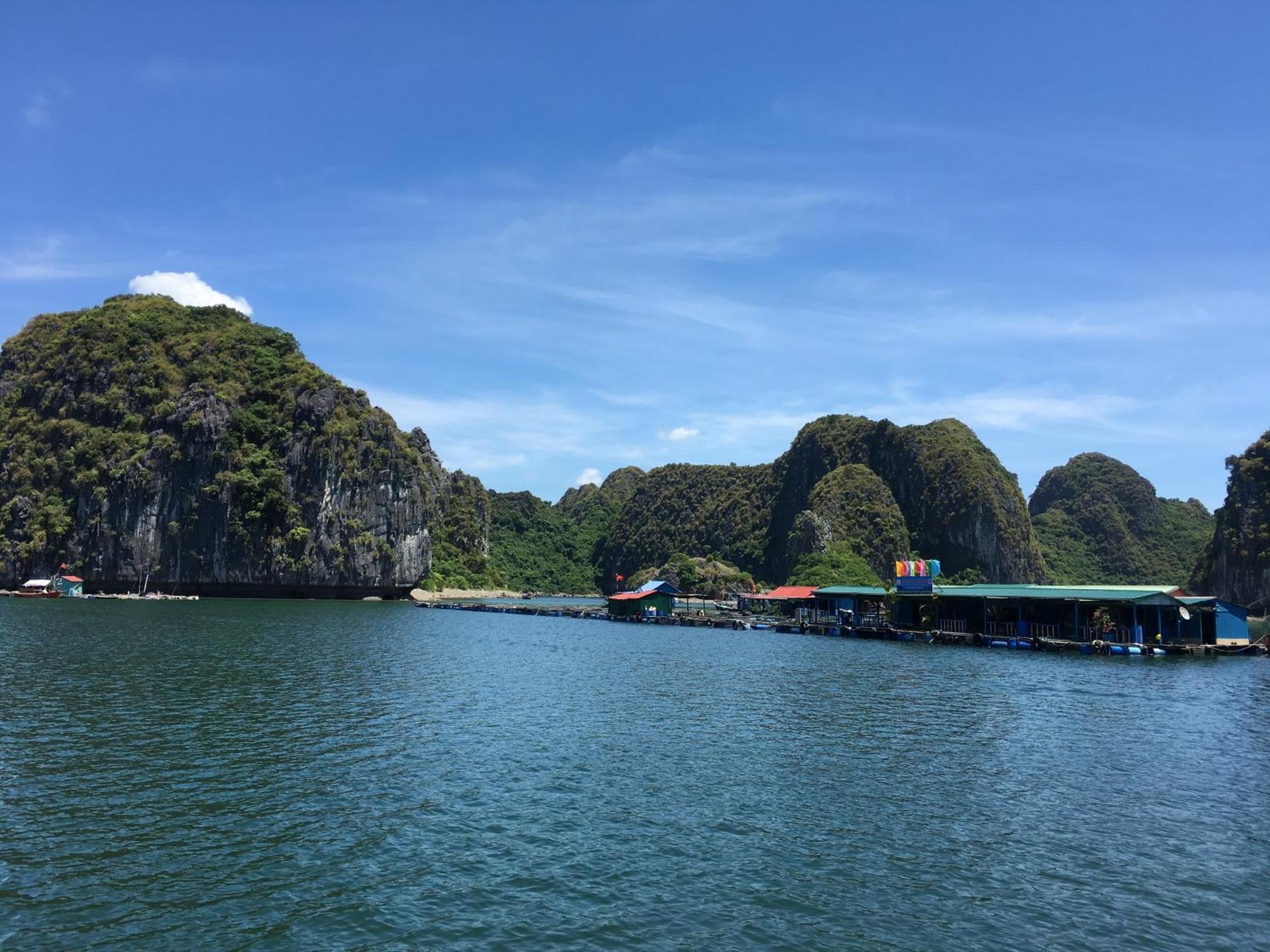 Hotel Cat Ba Bay Cruises Dong Khe Sau Esterno foto