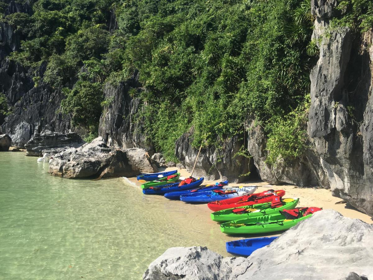Hotel Cat Ba Bay Cruises Dong Khe Sau Esterno foto